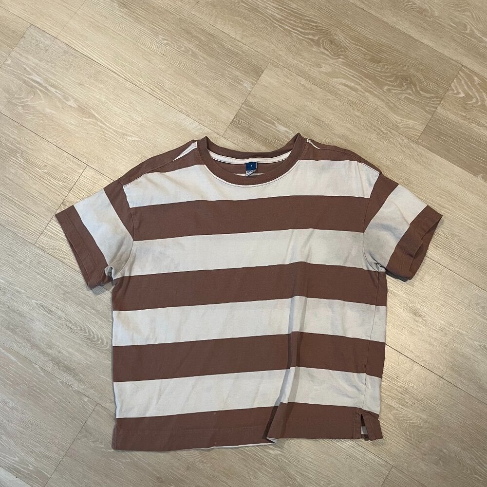 Old Navy women’s brown/white striped shirt size S